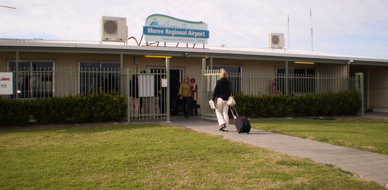 Qantas Airlines MRZ Terminal