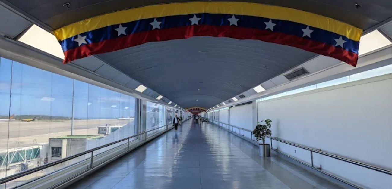 Simón Bolívar International Airport