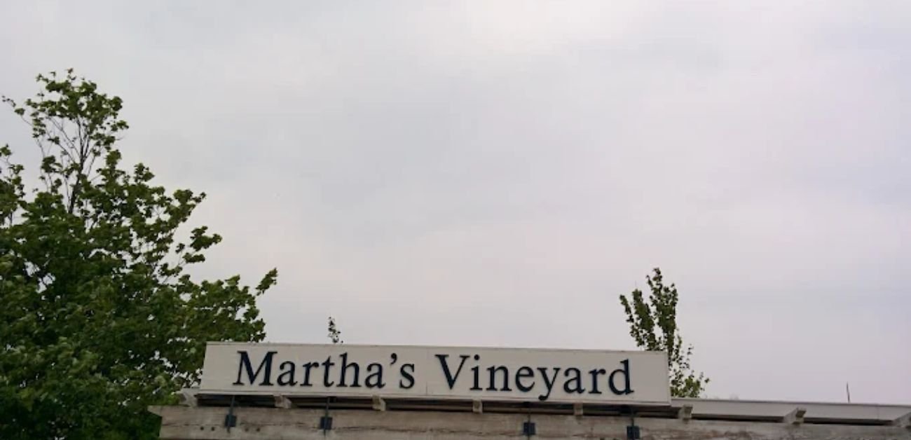 Martha's Vineyard Airport