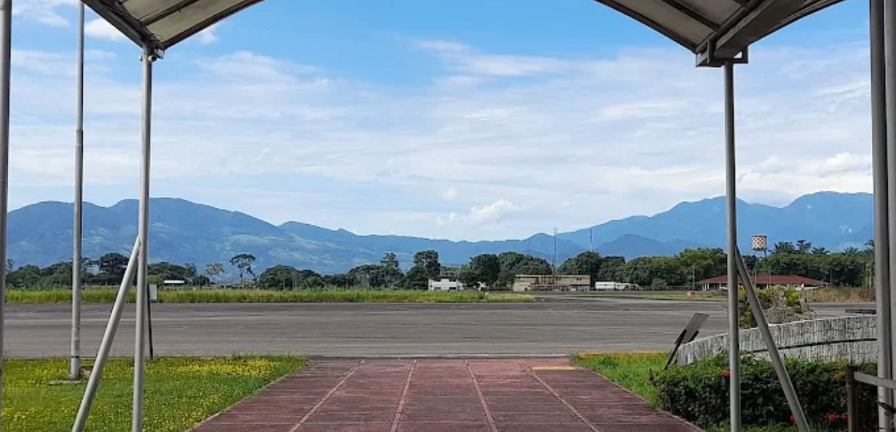 Mayor Buenaventura Vivas Airport