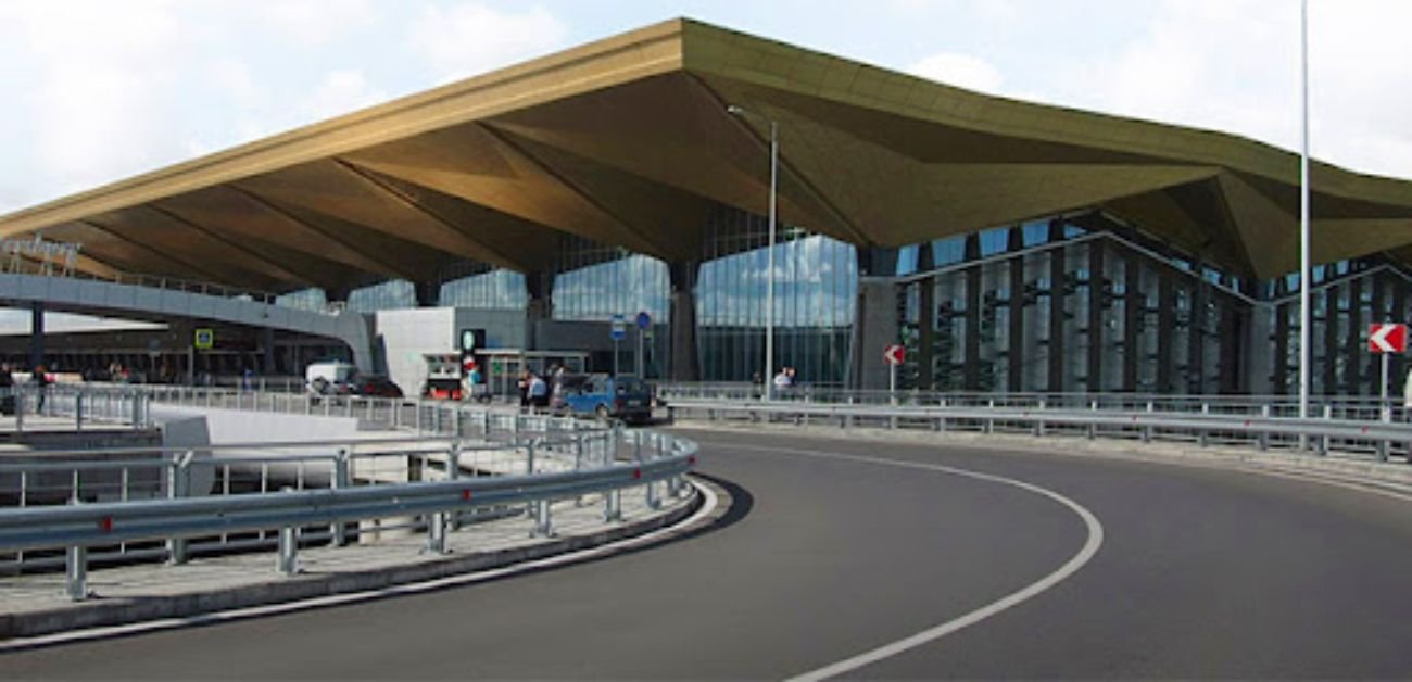 Aegean Airlines LED Terminal