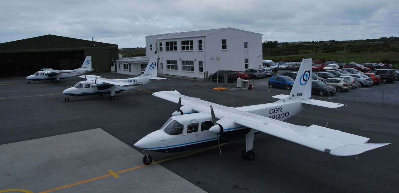 Aer Arann Islands Airlines NNR Terminal – Connemara Airport