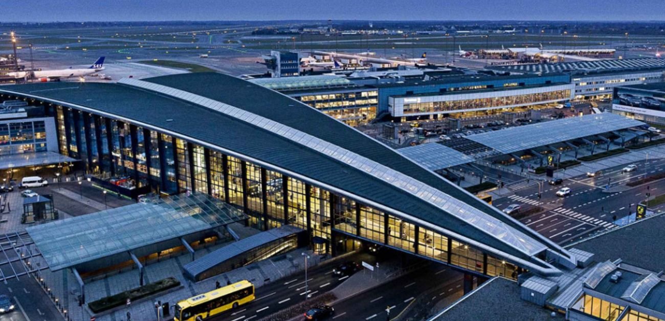 Aer Lingus Airlines CPH Terminal - Copenhagen Airport