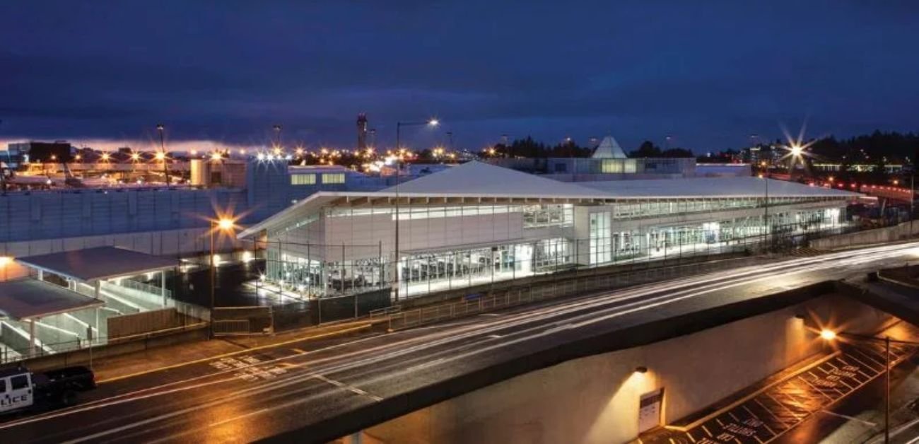 Aer Lingus Airlines SEA Terminal - Seattle–Tacoma International Airport