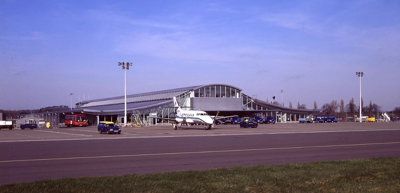 Aer Lingus Airlines SOU Terminal - Southampton Airport