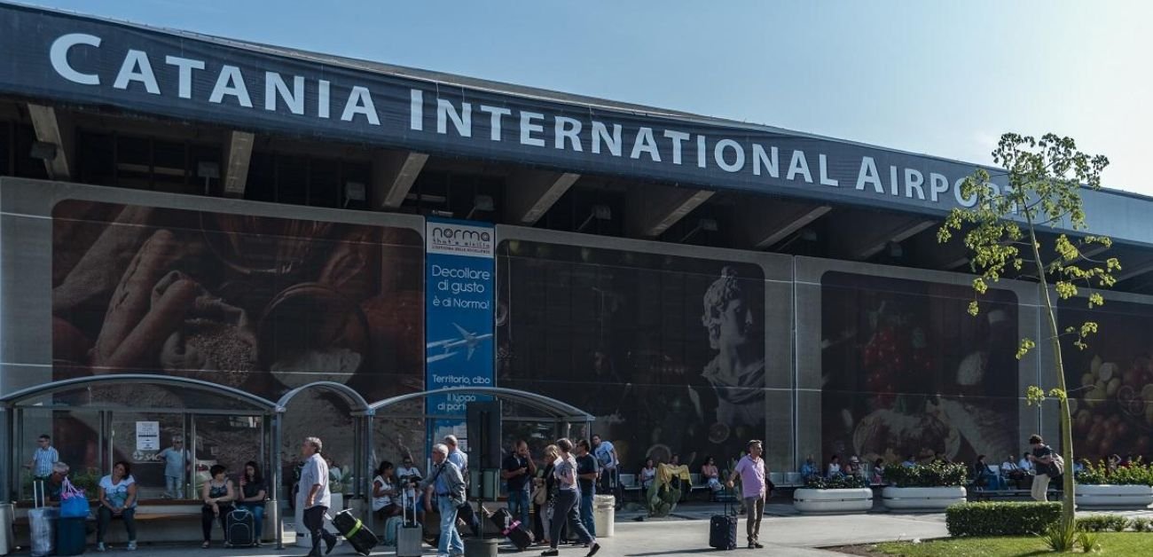 AeroItalia CTA Terminal - Vincenzo Bellini Catania Airport