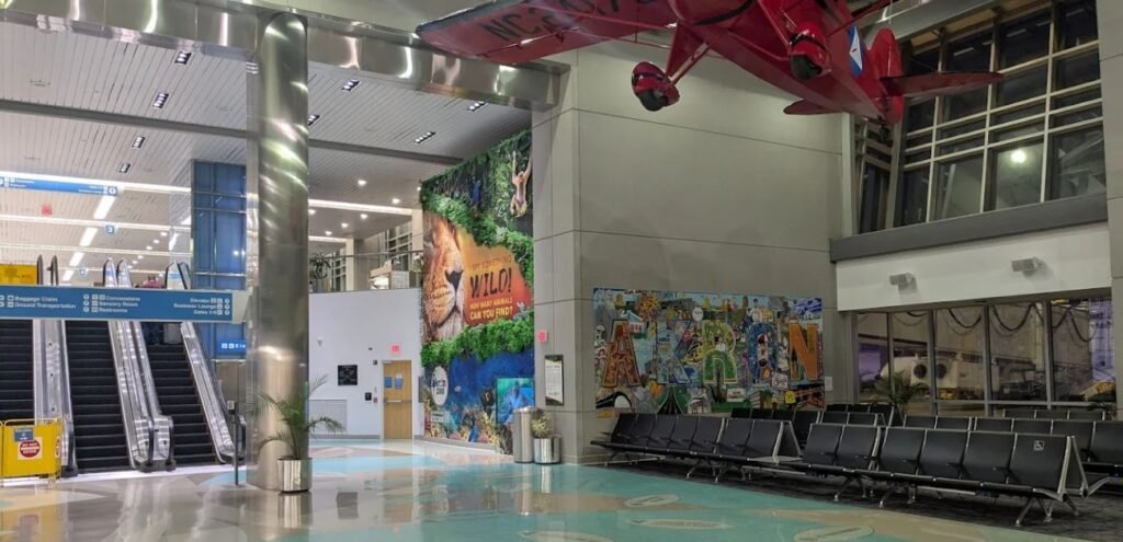 Delta Airlines CAK Terminal
