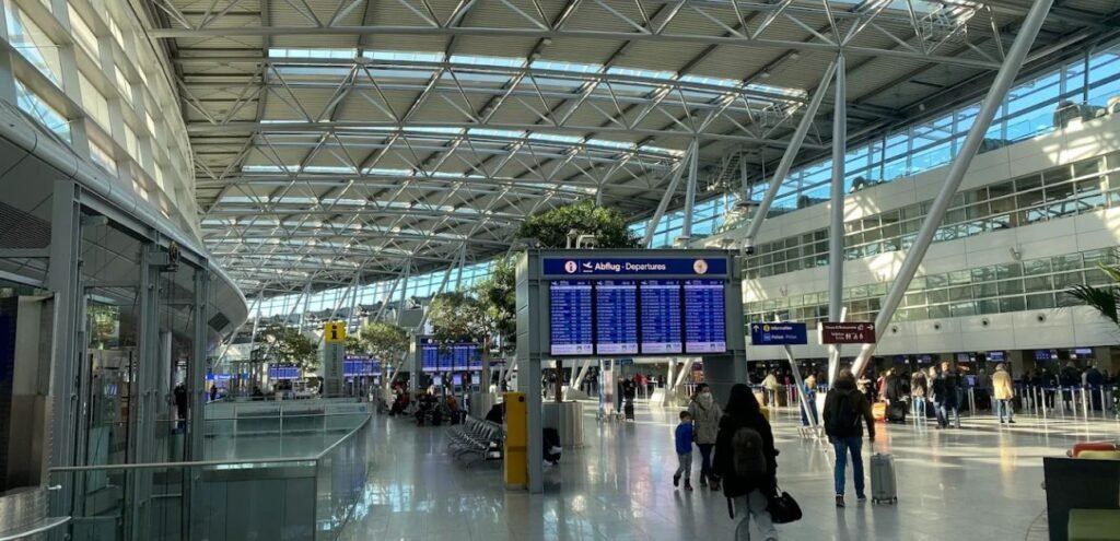 Delta Airlines DUS Terminal