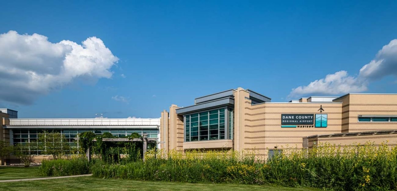 Delta Airlines Dane County Regional Airport
