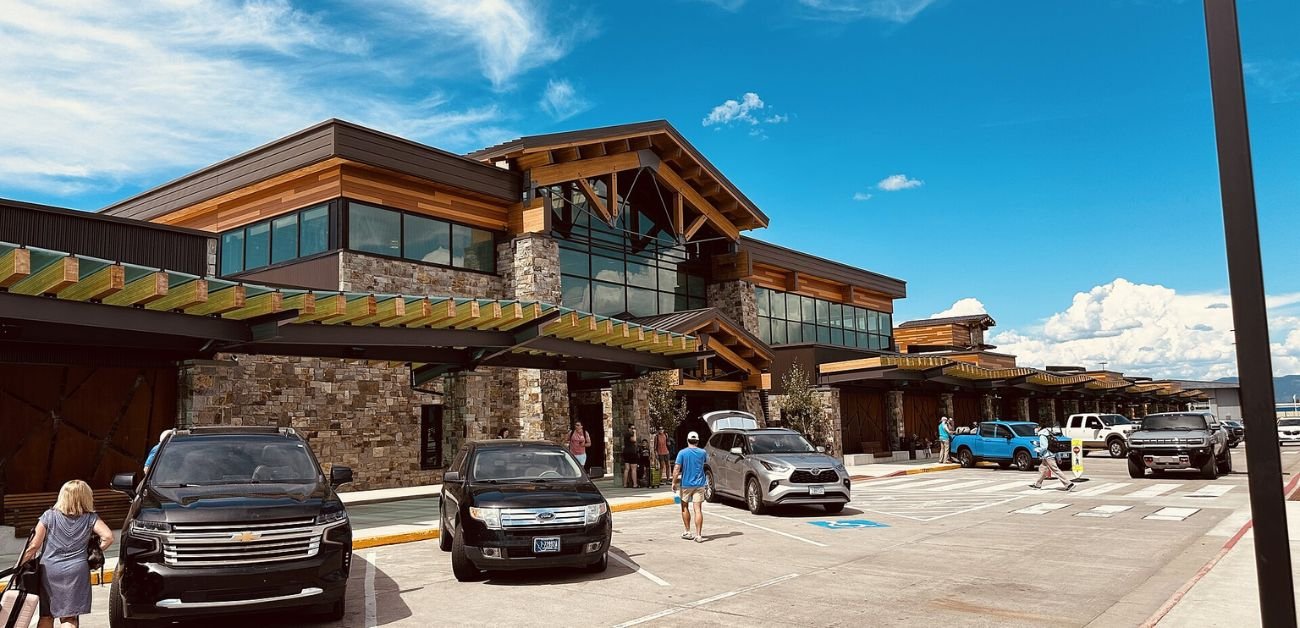 Delta Airlines Glacier Park International Airport
