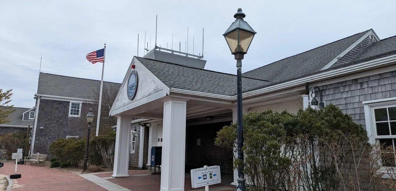Delta Airlines Nantucket Memorial Airport